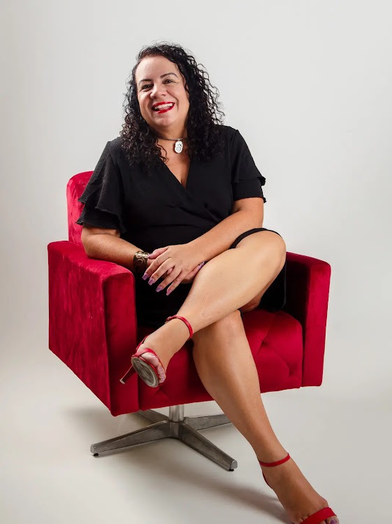 Liliani Bento em retrato profissional